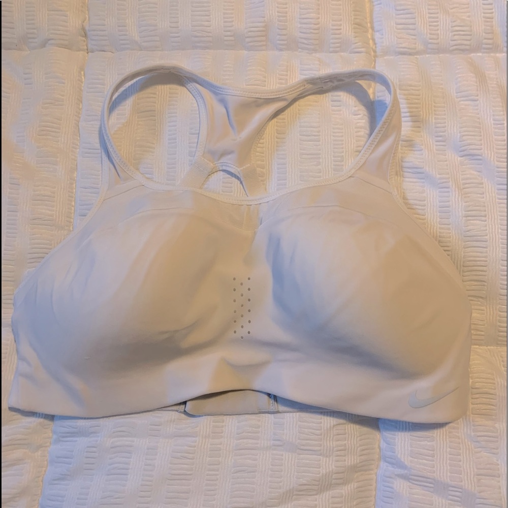 Nike high impact sports bra